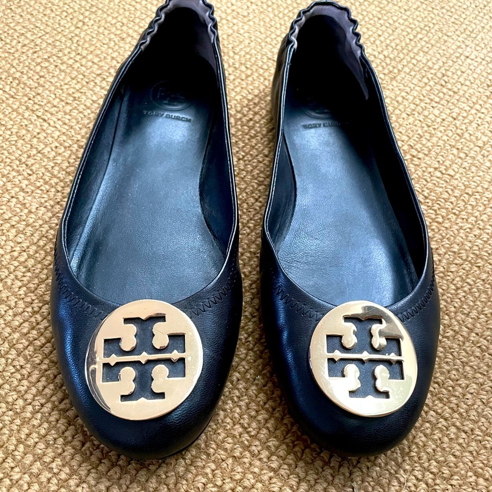 Tory Burch Minnie black leather logo flats